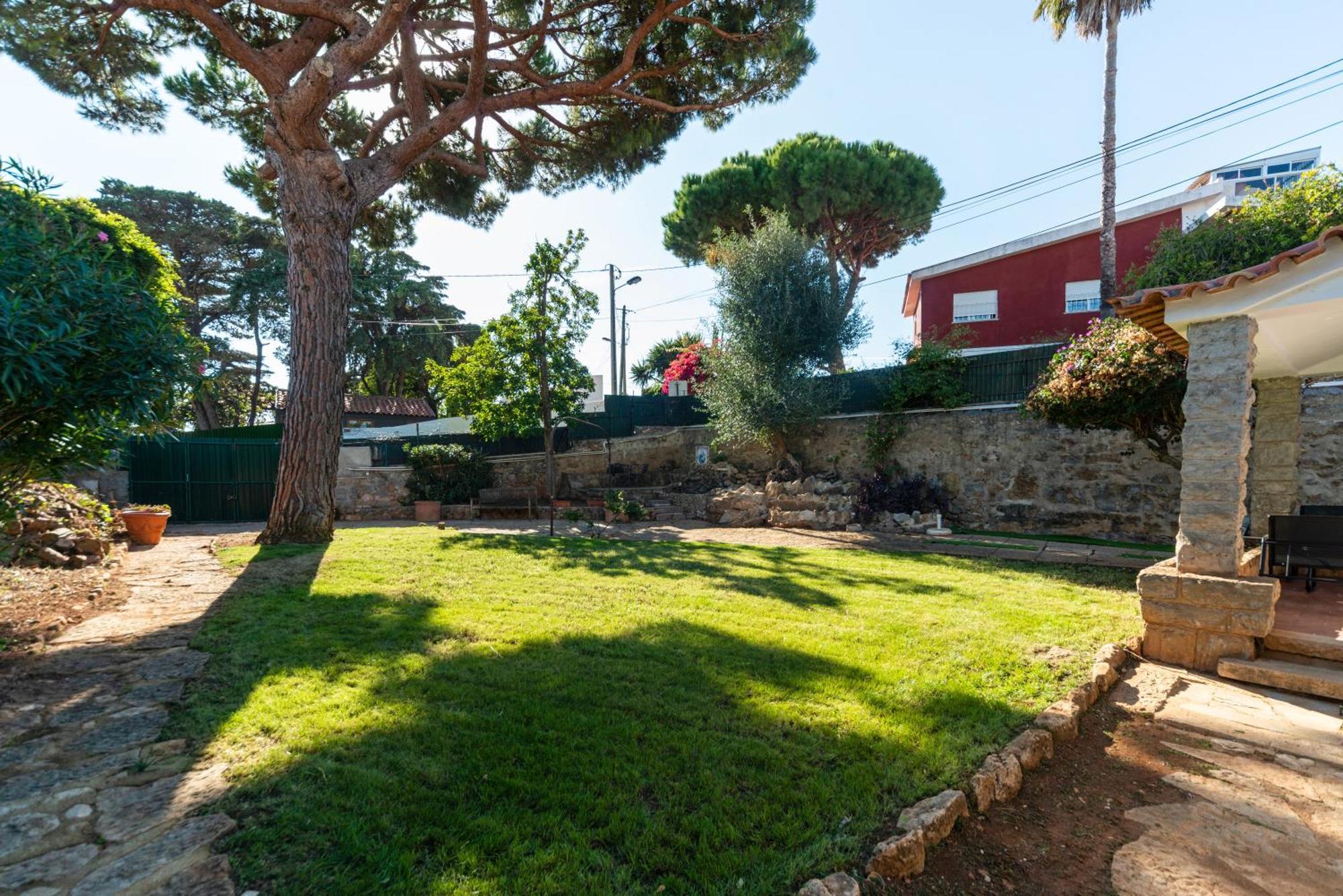 4-Bedroom House In Cascais, Near Guincho Beach Ngoại thất bức ảnh